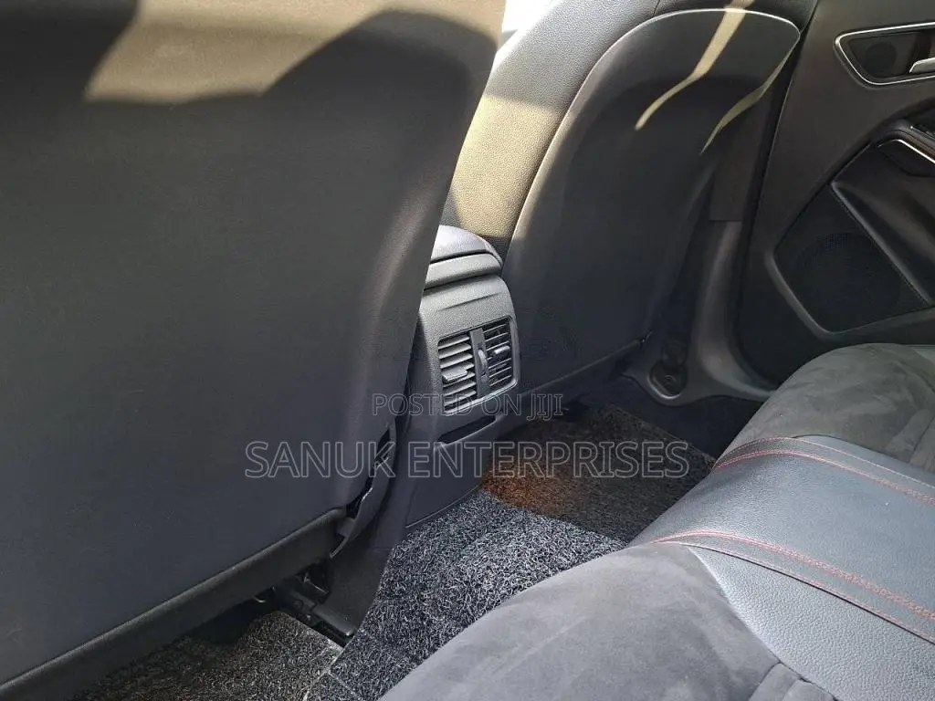 Mercedes-Benz CLA CLA220 CONSIDERED 2013 Car (Used)