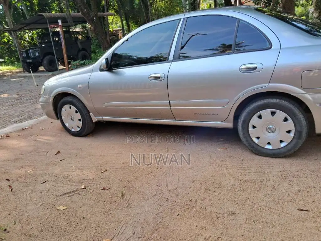 Nissan N17 2007 Car (Used)