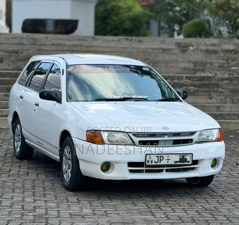 Nissan Y11 2001 Car (Used)