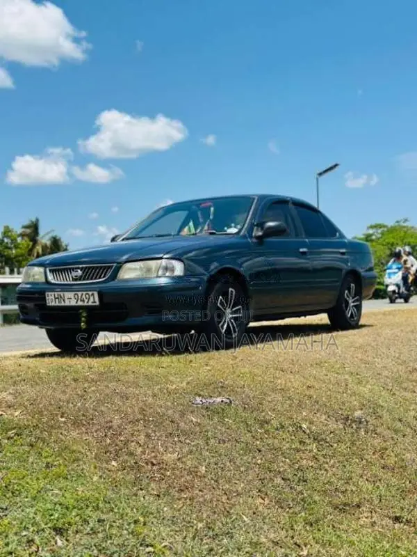 Nissan FB15 2003 Car (Used)