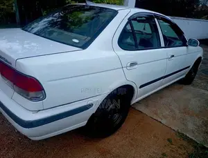Nissan FB15 2001 Car (Used)