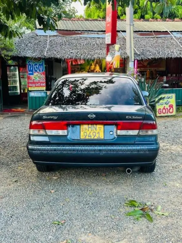 Nissan FB15 2003 Car (Used)