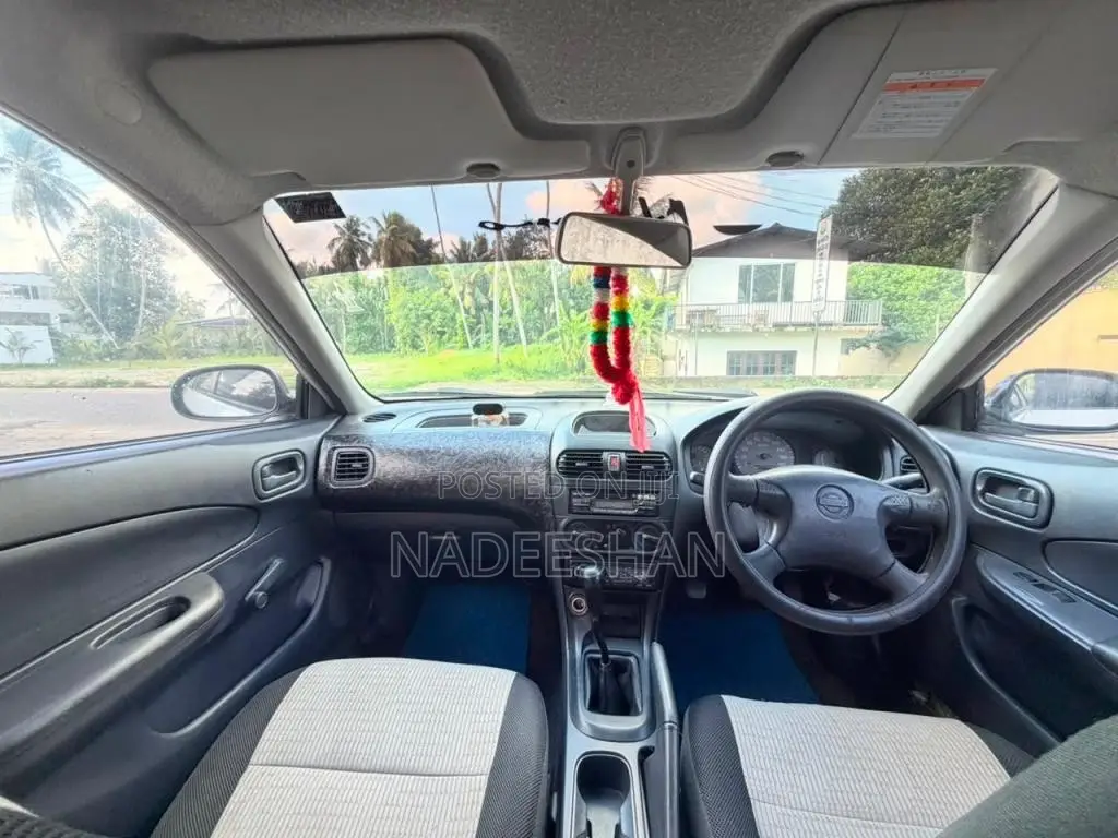 Nissan Y11 2001 Car (Used)