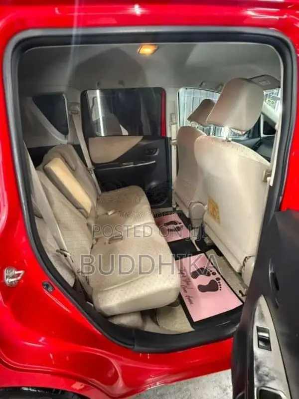 Toyota Ractis 2007 Car (Used)