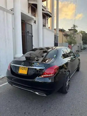 Mercedes-Benz C350e AMG Premium Plus 2017 Car (Used)