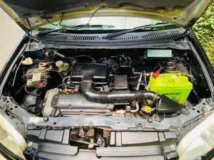 Suzuki Swift 2002 Car (Used)
