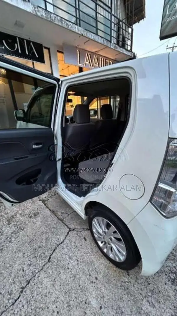 Suzuki Wagon R 2015 Car (Used)