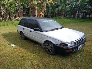 Toyota Corolla 1992 Car (Used)