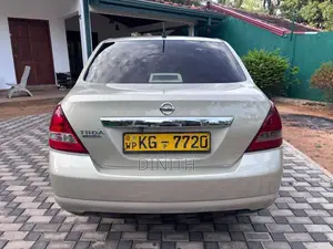 Nissan Tiida 2008 Car (Used)