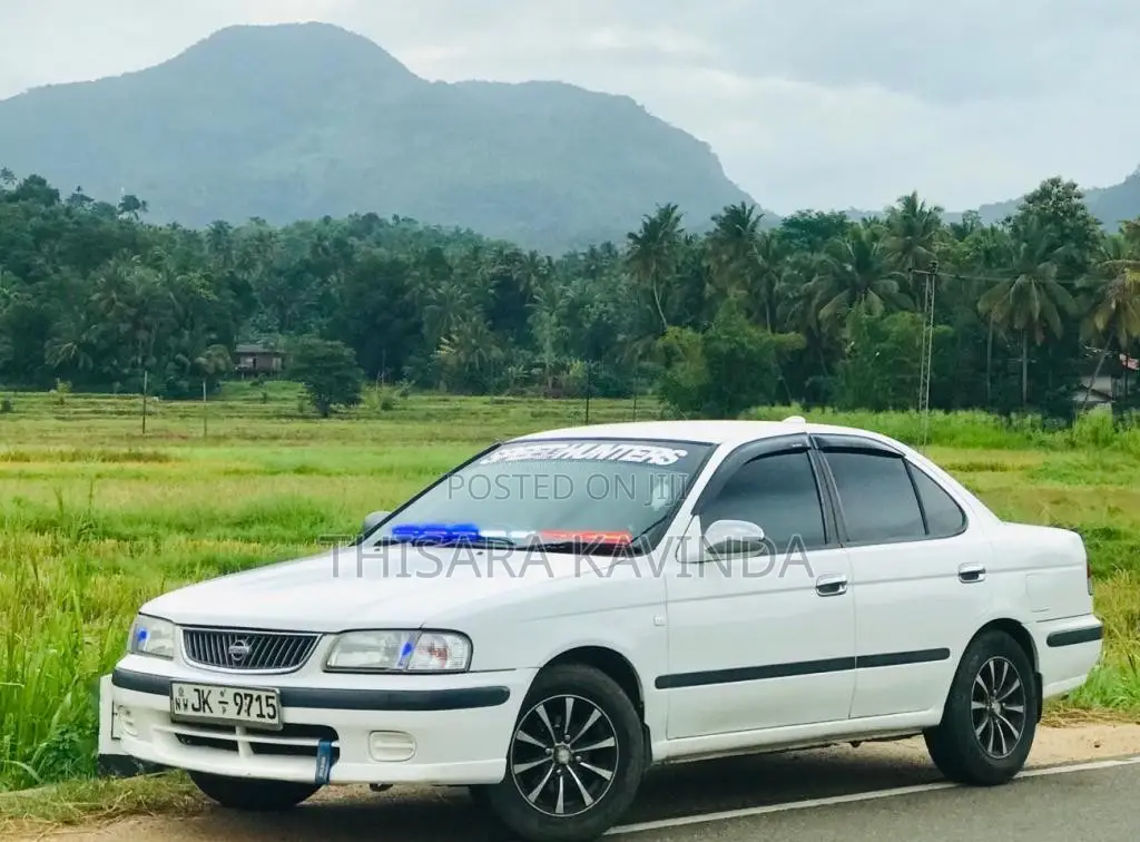 Nissan FB15 2000 Car (Used)