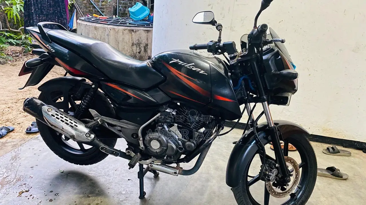 Bajaj Pulsar 150 2015 Black