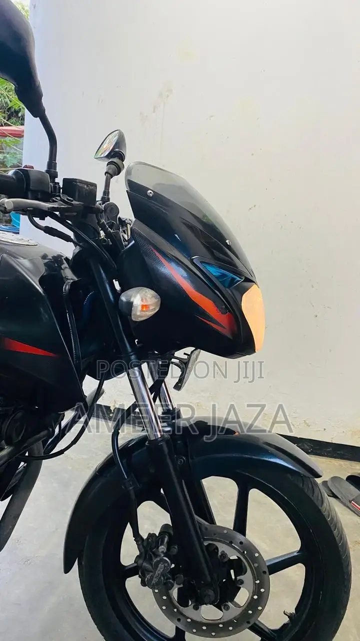 Bajaj Pulsar 150 2015 Black