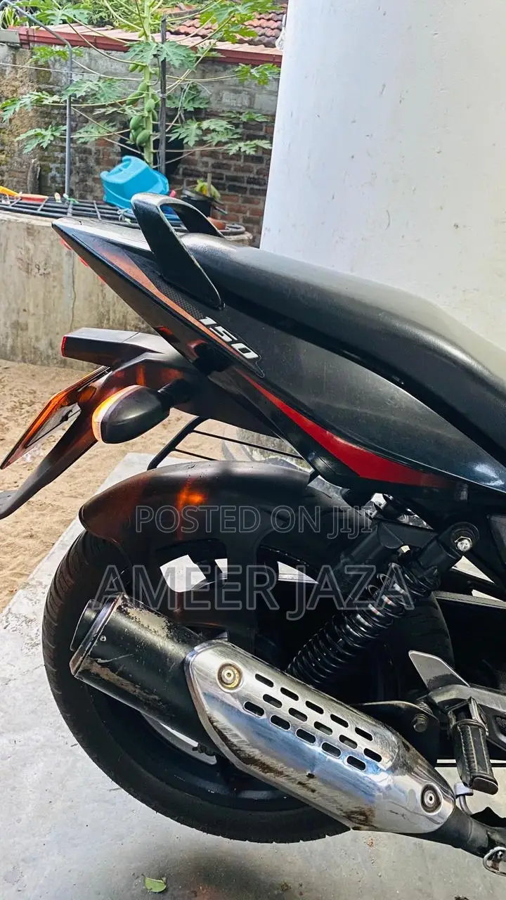 Bajaj Pulsar 150 2015 Black
