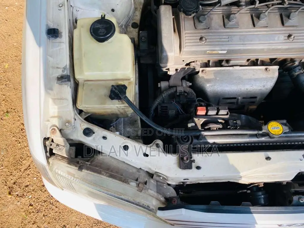 Toyota Carina 1998 Car (Used)