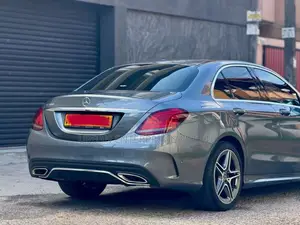 Mercedes-Benz C200 2018 Car (Used)
