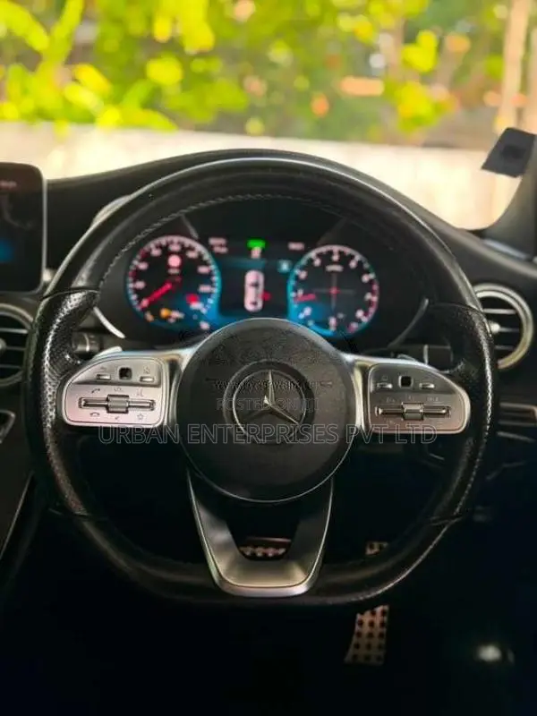 Mercedes-Benz C200 2018 Car (Used)