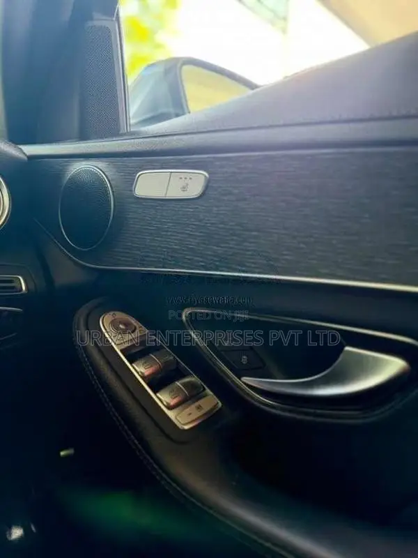 Mercedes-Benz C200 2018 Car (Used)