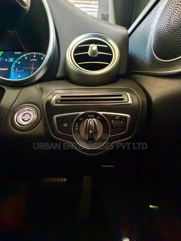 Mercedes-Benz C200 2018 Car (Used)