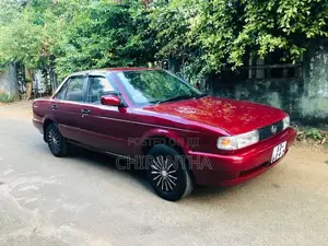 Nissan Doctor Sunny FB13 1990 Car (Used)