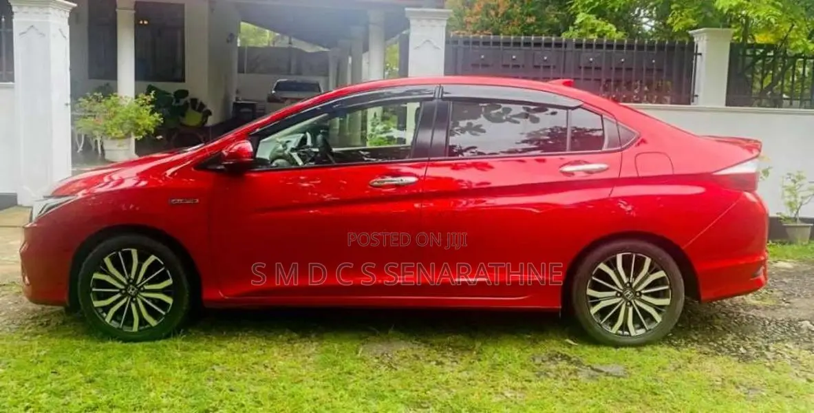 Honda Grace RS Sensing 2017 Car (Used)