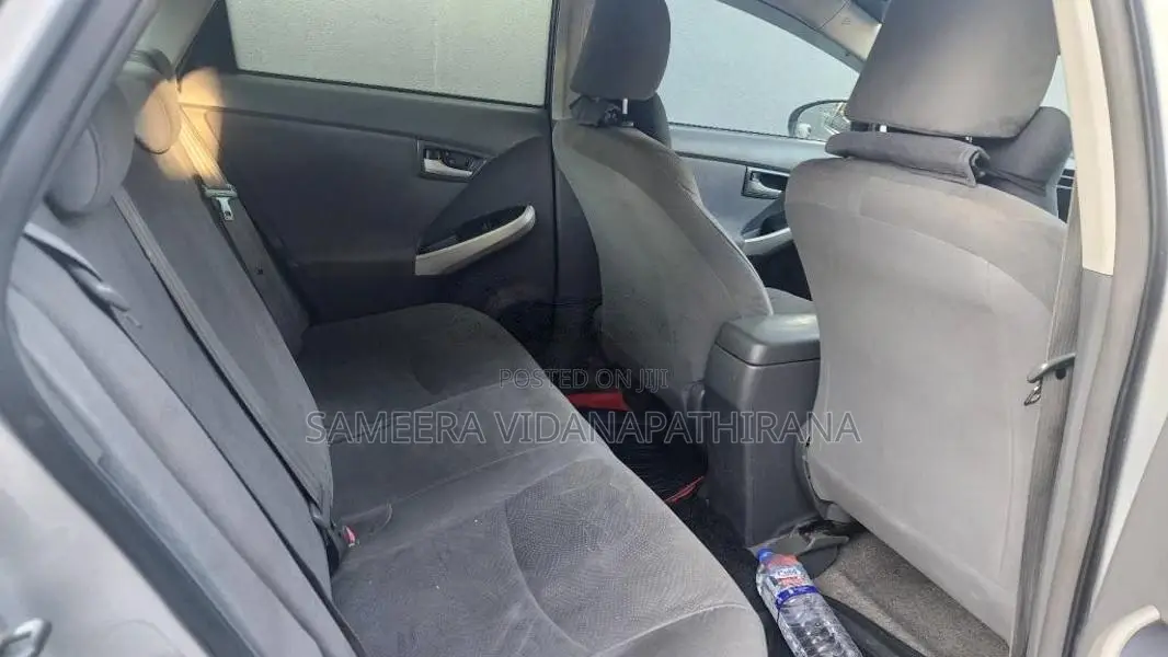 Toyota Prius 2011 Car (Used)