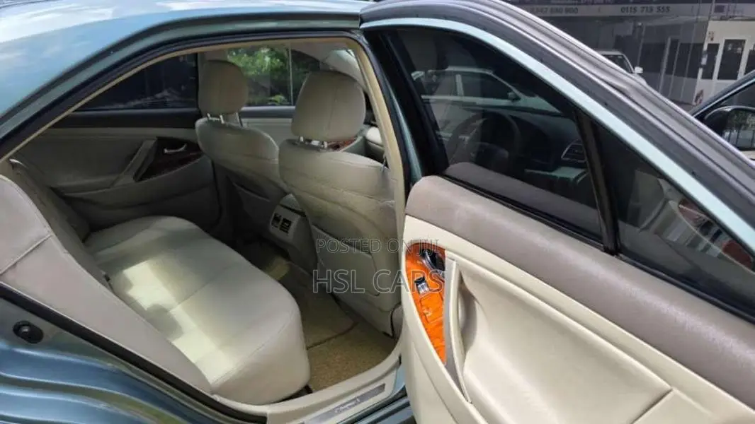 Toyota Camry 2010 Car (Used)