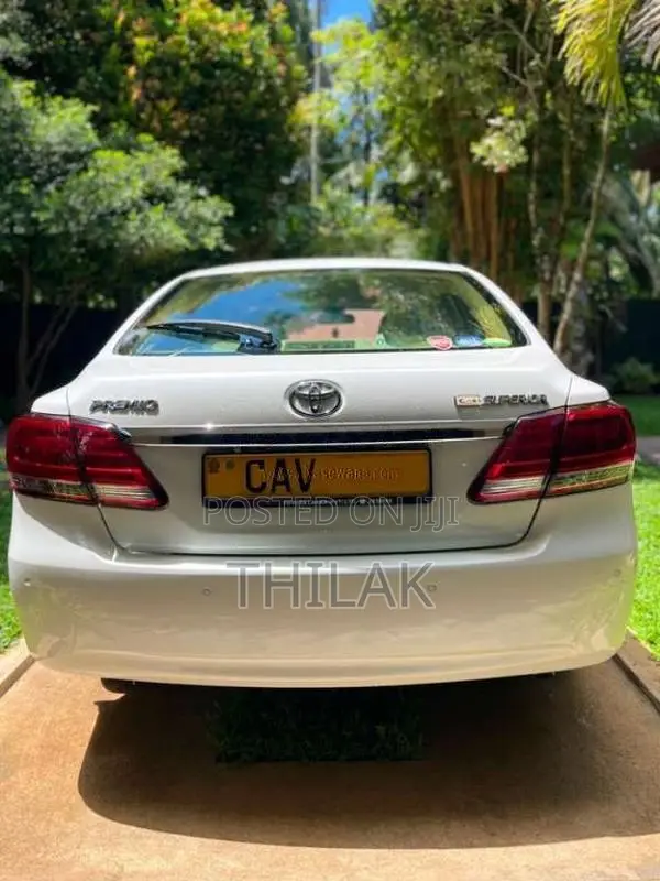 Toyota Premio 2017 Car (Used)