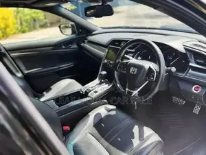 Honda Civic 2018 Car (Used)