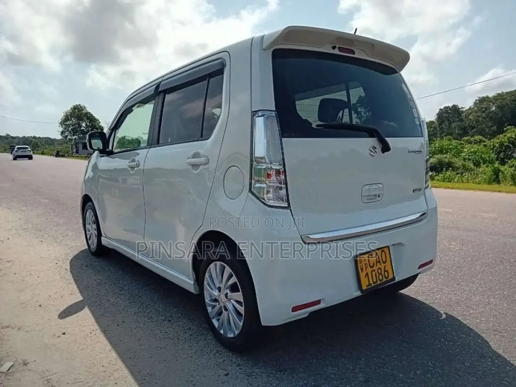 Suzuki Wagon R Stingray 2015 Car (Used)