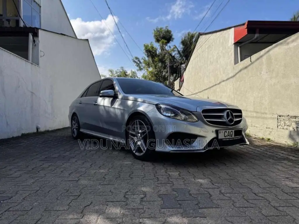 Mercedes-Benz E250 2013 Car (Used)