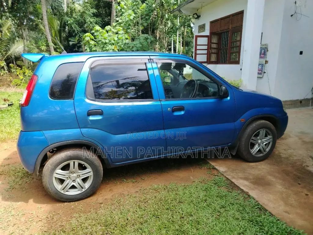 Suzuki Swift Jeep Model HT51S 2003 Car (Used)