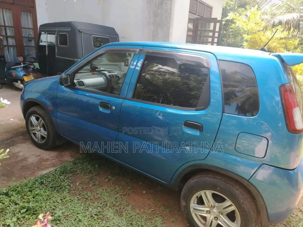 Suzuki Swift Jeep Model HT51S 2003 Car (Used)