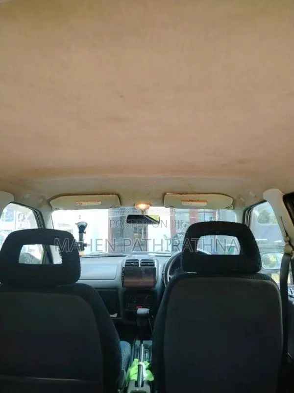 Suzuki Swift Jeep Model HT51S 2003 Car (Used)