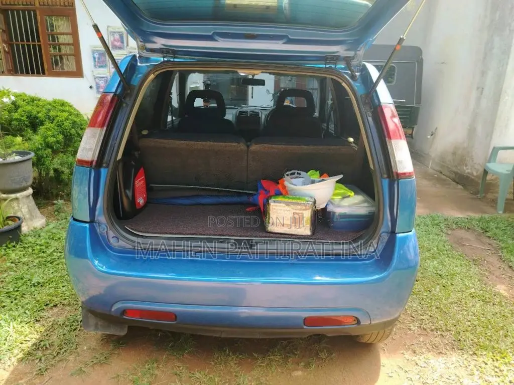 Suzuki Swift Jeep Model HT51S 2003 Car (Used)