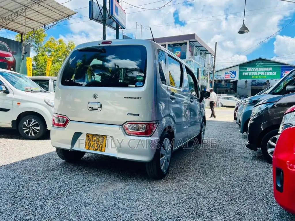 Suzuki Wagon R FX 2017 Car (Used)
