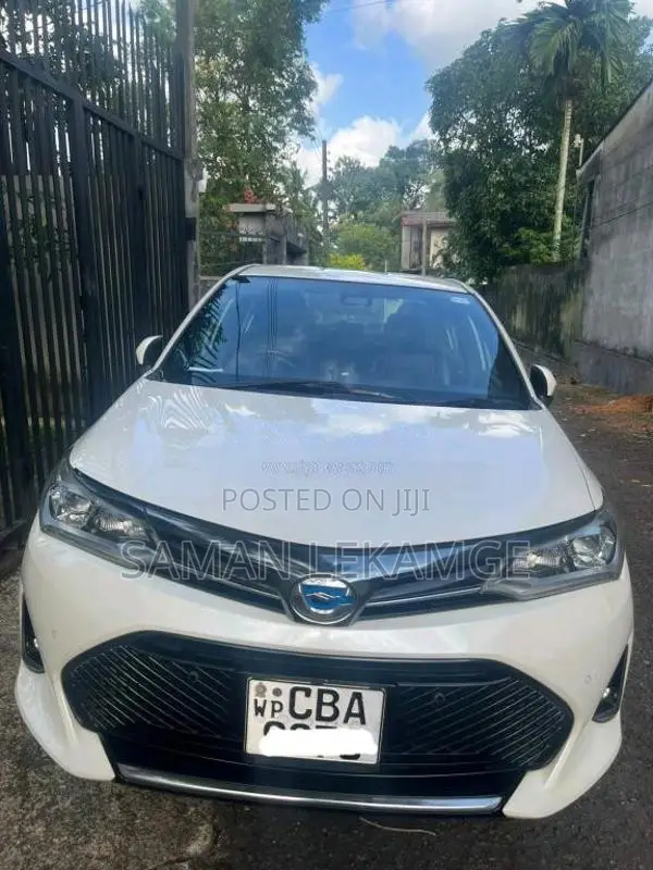 Toyota Axio WXB 2018 Car (Used)