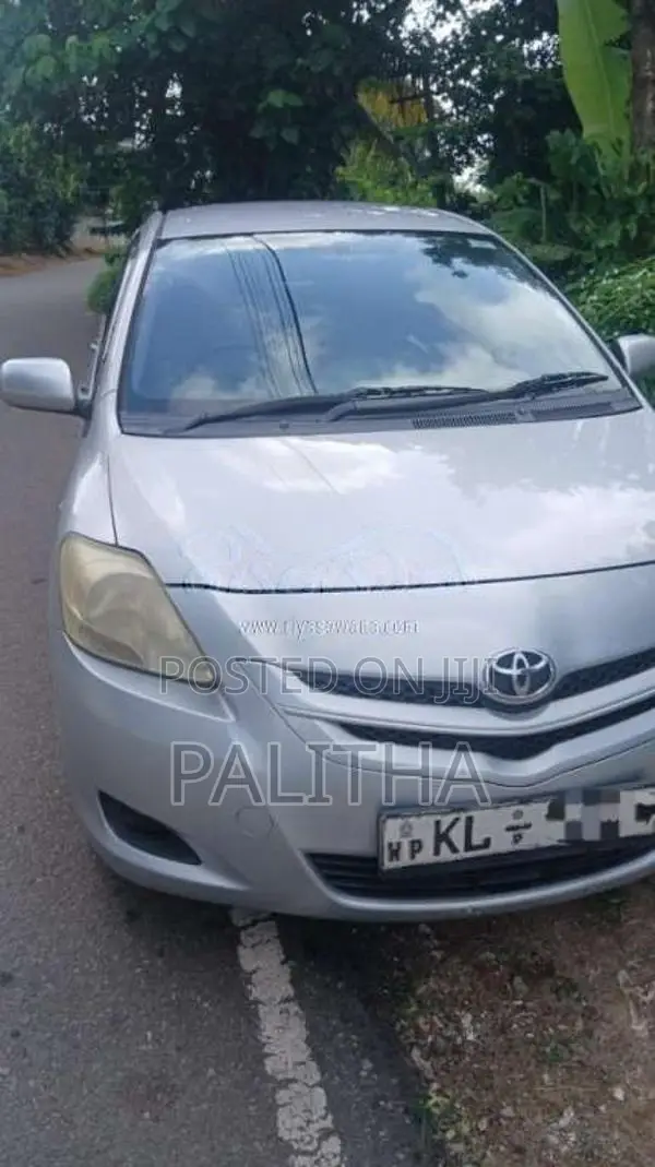 Toyota Belta 2007 Car (Used)