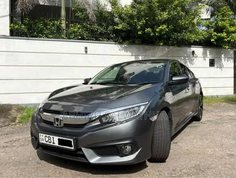 Honda Civic Sedan Techpack 2019 Car (Used)