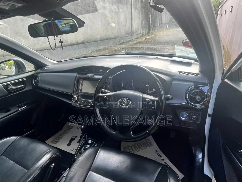 Toyota Axio WXB 2018 Car (Used)