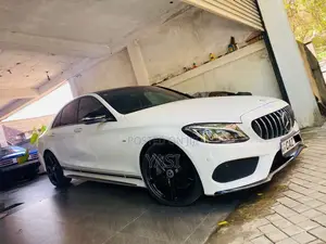 Mercedes-Benz C180 Special Night Edition 2015 Car (Used)