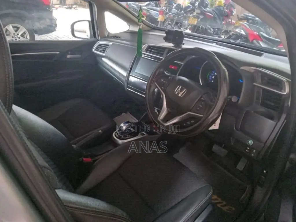 Honda Fit Gp5 L Grade 2014 Car (Used)