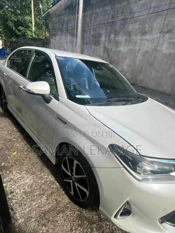 Toyota Axio WXB 2018 Car (Used)