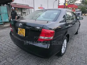 Toyota Axio G 2011 Car (Used)