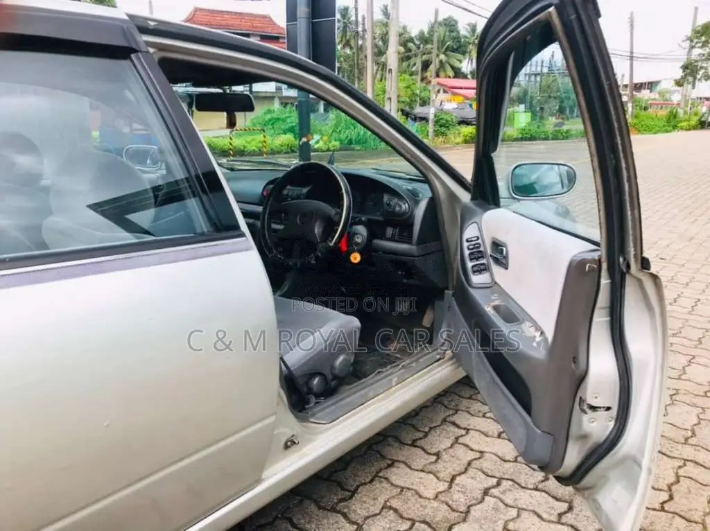 Nissan Bluebird 1994 Car (Used)