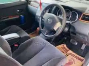 Nissan Tiida 2004 Car (Used)
