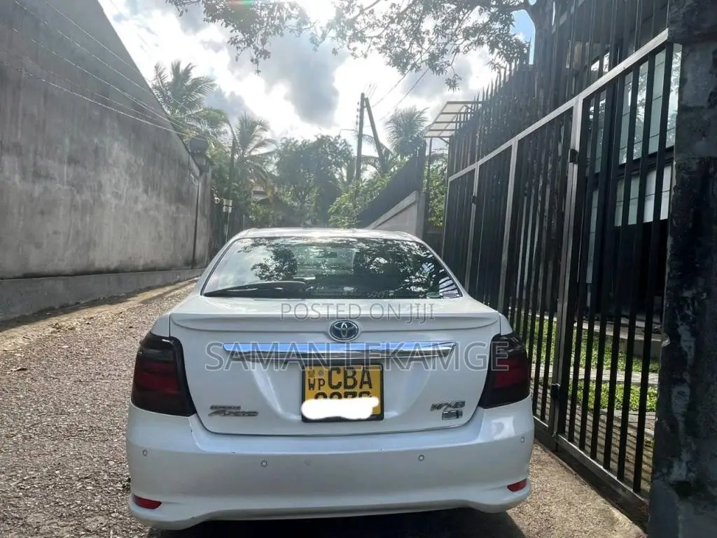 Toyota Axio WXB 2018 Car (Used)