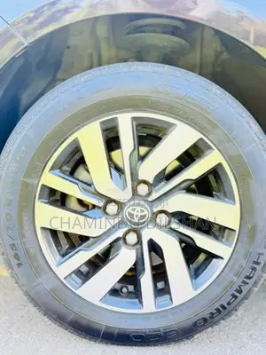 Toyota Vitz Edition 2 2018 Car (Used)