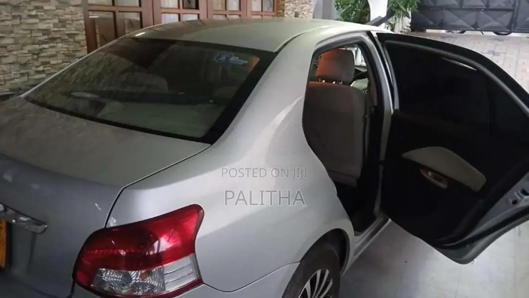 Toyota Belta 2007 Car (Used)