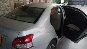 Toyota Belta 2007 Car (Used)