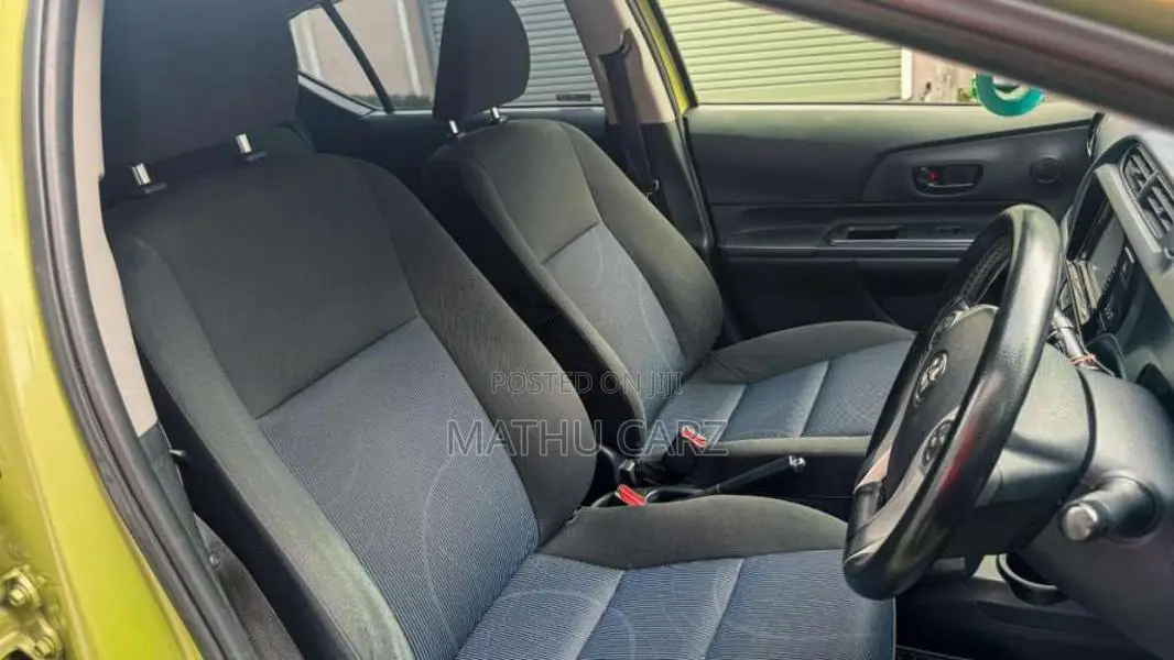 Toyota Aqua L S GRADE 2015 Car (Used)